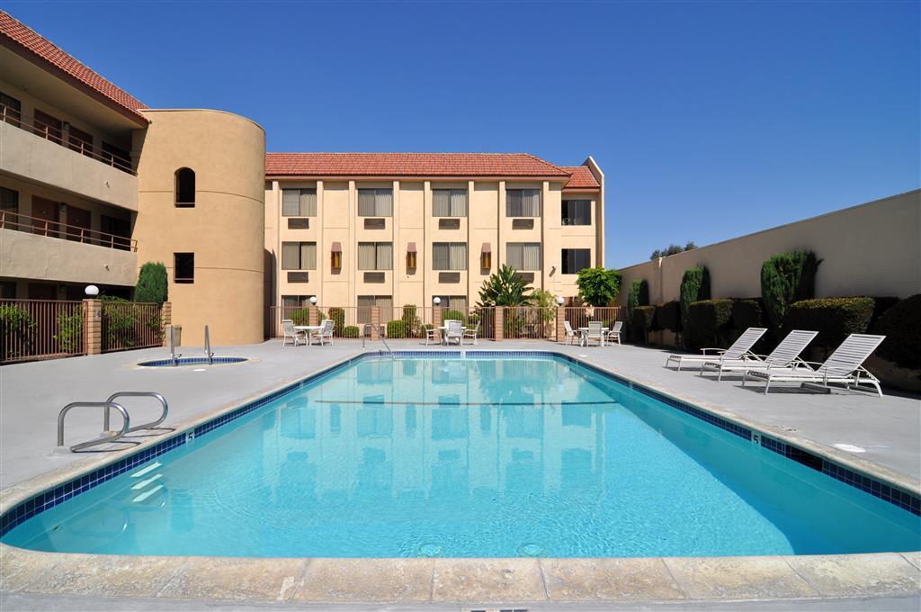 Best Western Norwalk Inn Екстер'єр фото