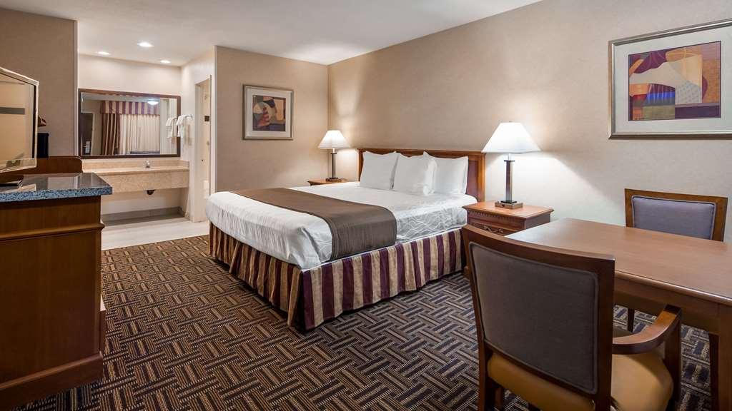 Best Western Norwalk Inn Екстер'єр фото