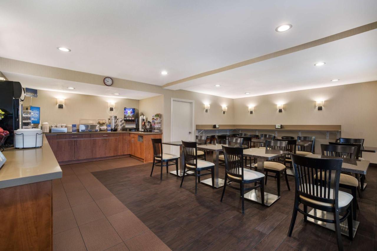 Best Western Norwalk Inn Екстер'єр фото