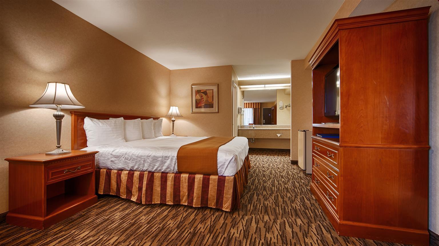 Best Western Norwalk Inn Екстер'єр фото